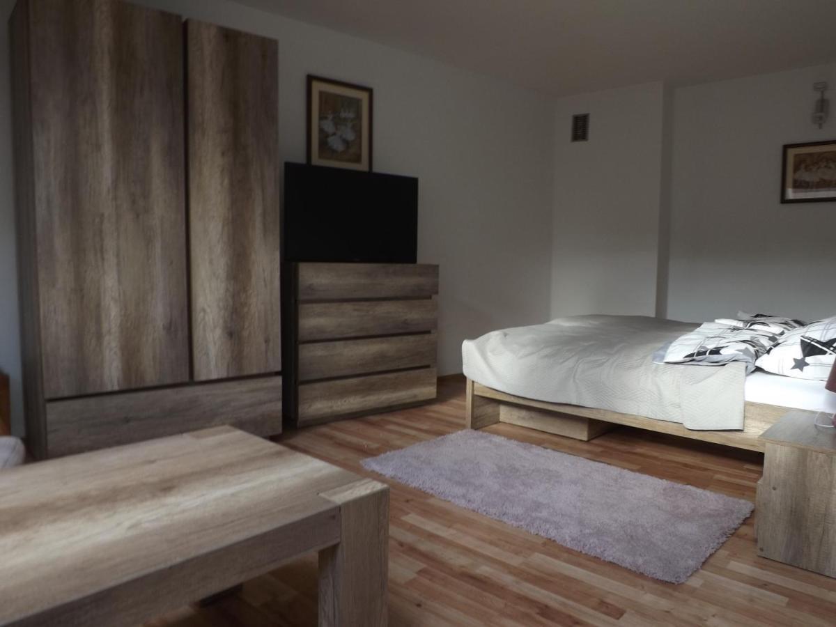 Pan Tadeusz Apartment โนวิซอนช์ ภายนอก รูปภาพ