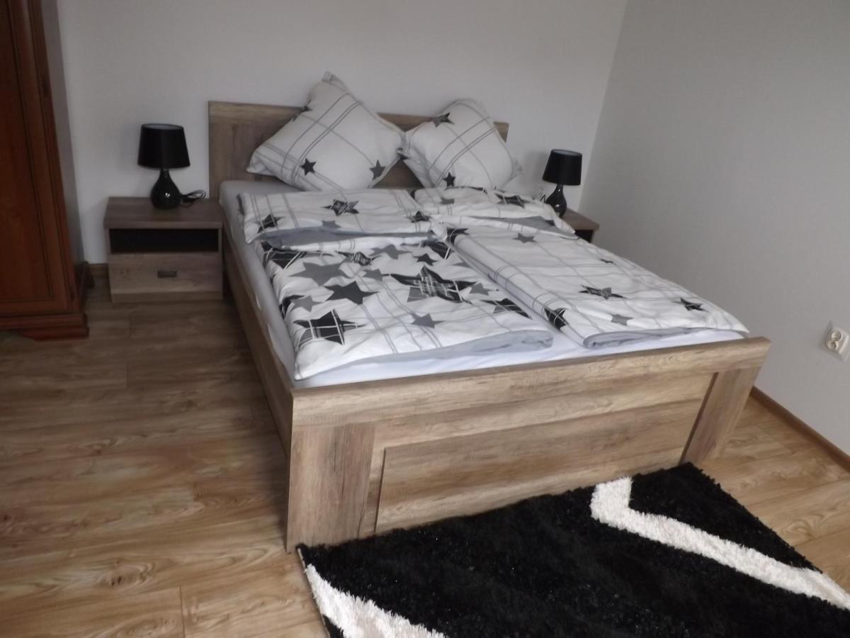 Pan Tadeusz Apartment โนวิซอนช์ ภายนอก รูปภาพ