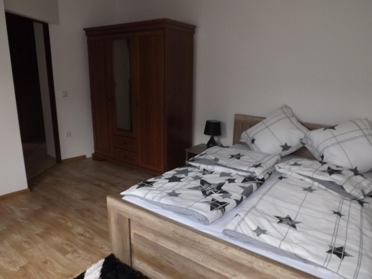 Pan Tadeusz Apartment โนวิซอนช์ ภายนอก รูปภาพ